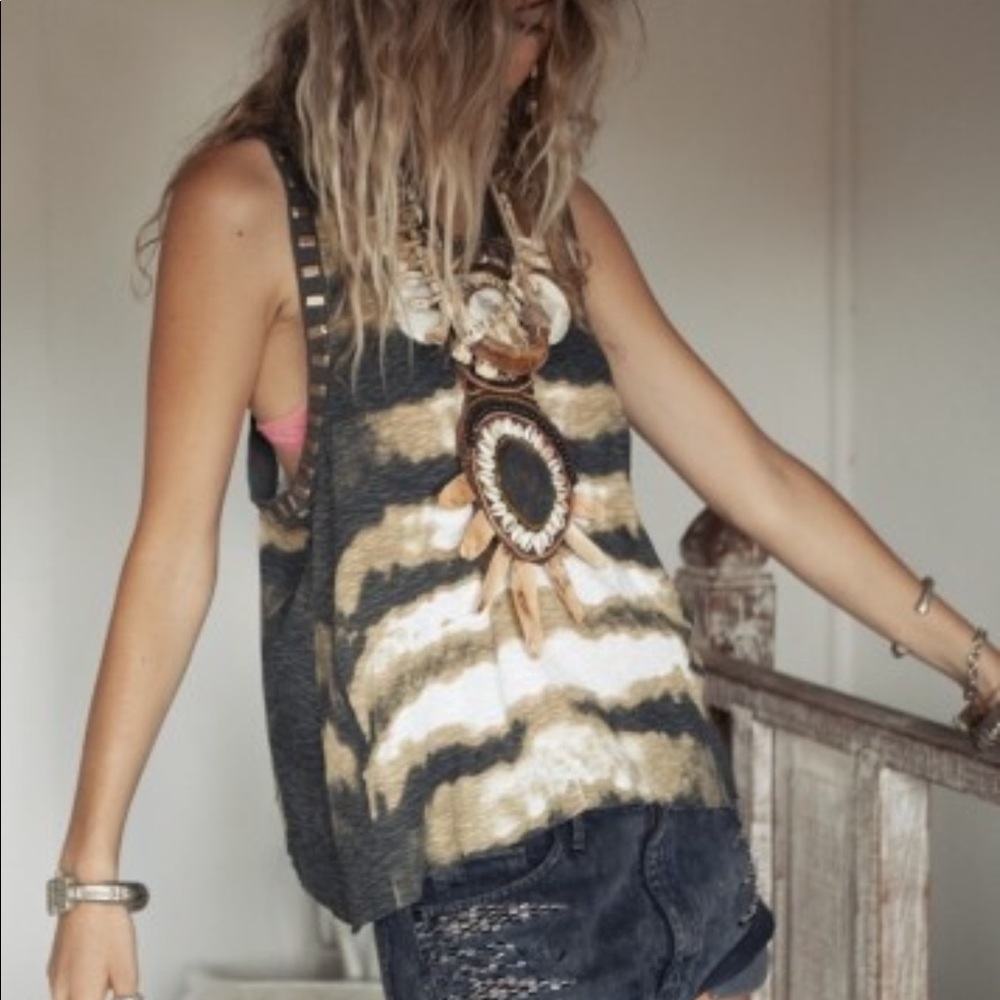 ISO Spell Leila Feather Singlet